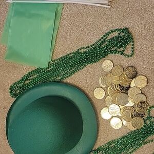 St. Patrick's hat, coins, beads x 30, and flags x 12